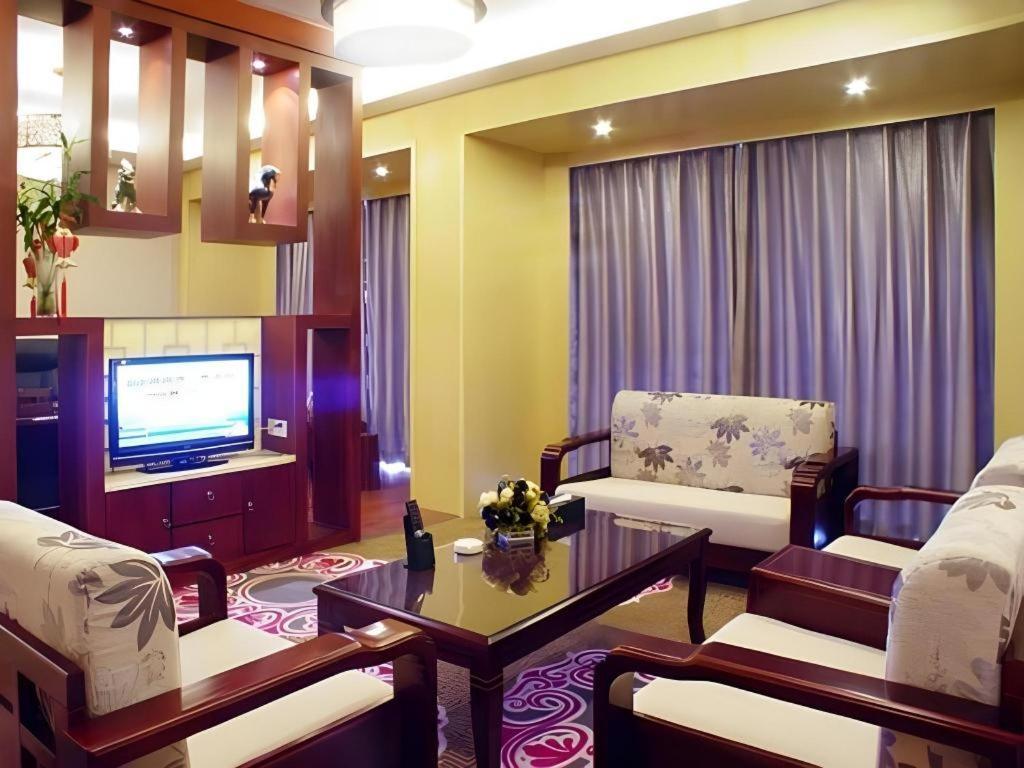 New Friendship Hotel ลั่วหยาง ภายนอก รูปภาพ