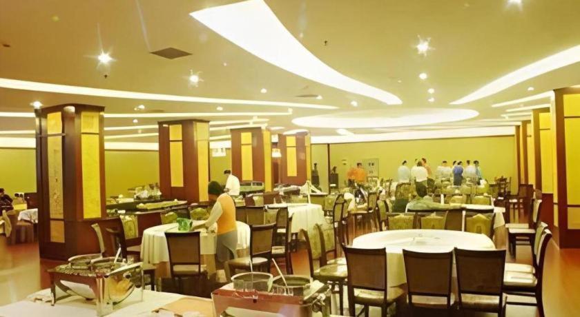 New Friendship Hotel ลั่วหยาง ภายนอก รูปภาพ